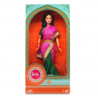 Barbie-in-India-New-Visits-Madurai-Palace5.jpg